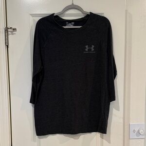 Under Armour Men's Dark Gray Long Sleeve Tee
